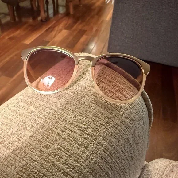 Sunglasses - Picture 1 of 3